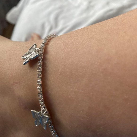 Butterflies Silver Rhinestone Ankle Bracelet - Picture 5 of 6